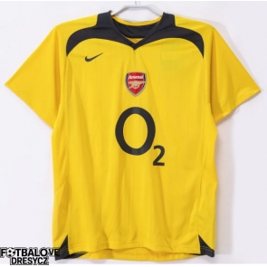 Arsenal 2005-2006 Retro Venkovní Dres Krátký Rukáv Arsenal 2005-2006 Retro Venkovní Dres Krátký Rukáv